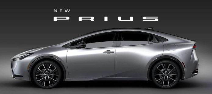 2023 Toyota Prius büyük bir güç artışı ve daha büyük bir bataryaya kavuşuyor