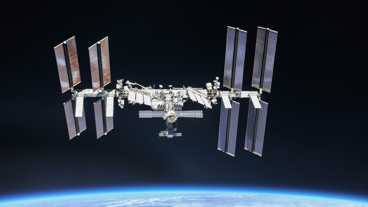Rus Kozmonotların Uzay Yürüyüşü Sızıntı Nedeniyle Uzay İstasyonunda İptal Edildi
