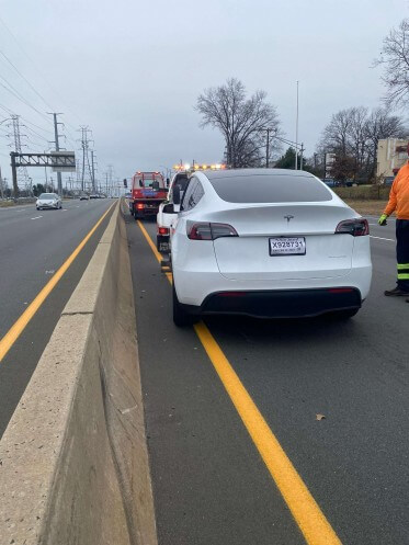 tesla direksiyon simidi