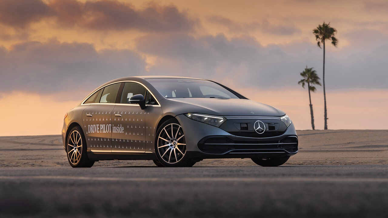 Mercedes-Benz, dünyanın ilk sertifikalı SAE Seviye 3 sistemi olan DRIVE PILOT'un ABD'de satışa sunulduğunu duyurdu