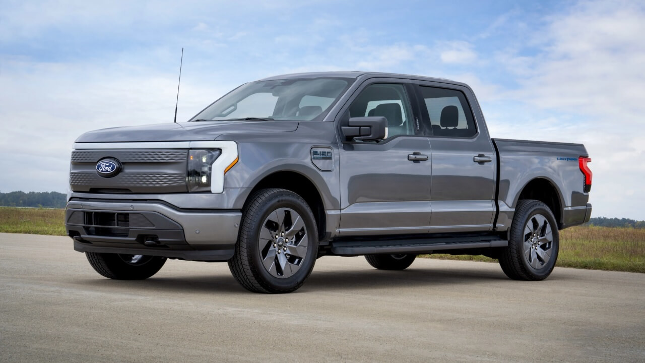 Ford Uygun Fiyatlı F-150 Lightning Flash'ı Tanıttı