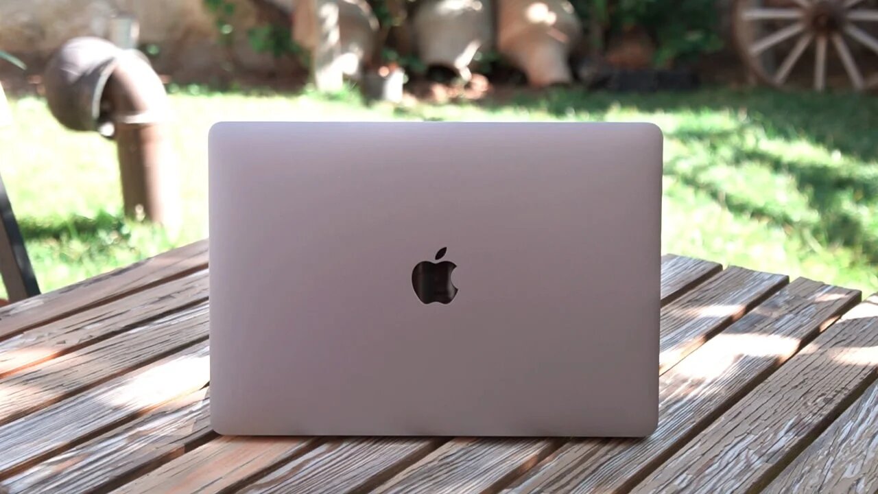Apple 13 İnç MacBook Pro'yu Üretimden Kaldırdı