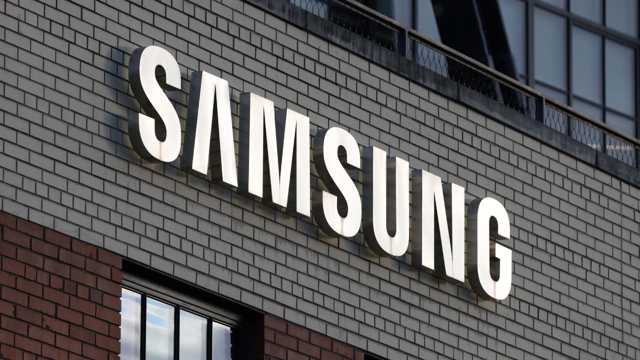 Samsung 2024'te Uydu İletişimini Akıllı Telefonlara Getiriyor