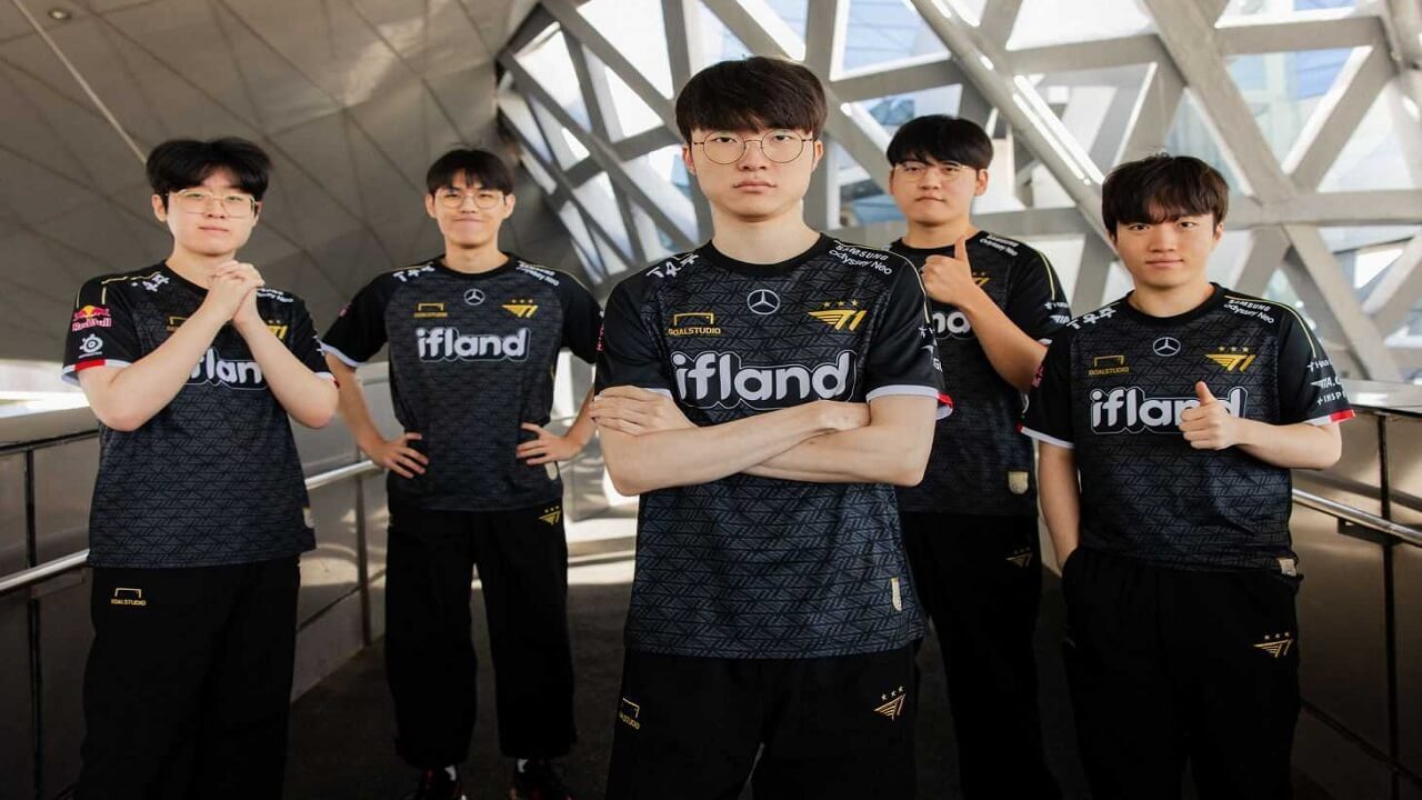 LoL Worlds 2023 Finali T1 ve Weibo Gaming Arasında Olacak