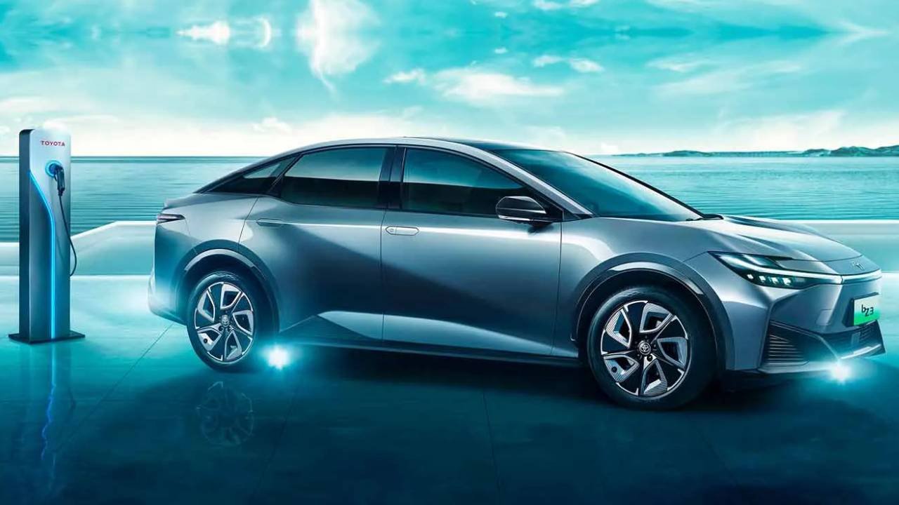 Toyota Elektrikli Araç Modeli bZ3 İçin İkinci Geri Çağırmasını Gerçekleştiriyor