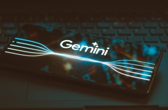 Google Gemini Deneysel Asistanını Kulaklıklara Getiriyor