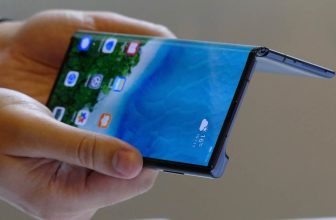 Huawei 3 Kez Katlanabilen Akıllı Telefon için Tarih Verdi!