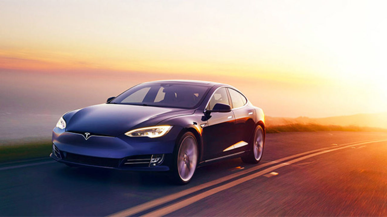 Tesla 22 Milyon Elektrikli Araç İçin Geri Çağırma Kararı Aldı