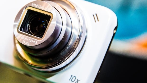 Samsung Galaxy S4 zoom