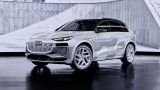 Audi üç ekranlı Q6 E-tron’un iç mekanını tanıttı