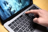 MacBook Pro Touch Bar Bilinmesi Gereken 5 Püf Nokta