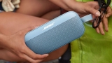 Bose’un Yeni SoundLink Flex Hoparlörü Çetin Bir Dizayna Sahip ve Ses Kalitesi ”Muhteşem”